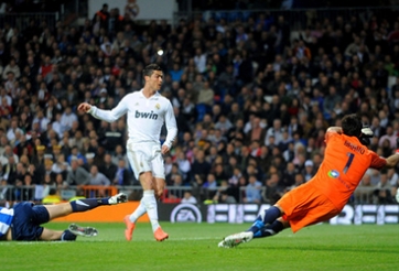 Thủ môn Barca ‘sợ’ Real như sợ cọp