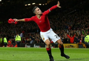 Van Persie xóa “dớp” khó tin sau bàn thắng vào lưới Chelsea