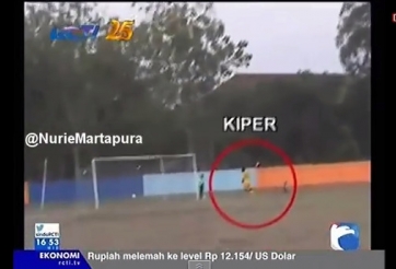 Bóng đá Indonesia dính vết nhơ kinh điển