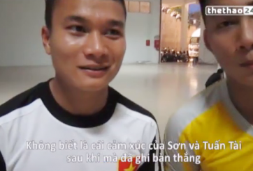 VIDEO: Phi Sơn và Tuấn Tài trải lòng sau chiến thắng (U21 báo Thanh Niên 2-1 U21 Malaysia)
