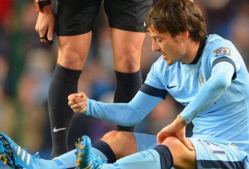 Derby Manchester: Van Gaal 'trảm' Mata, Silva lỡ đại chiến