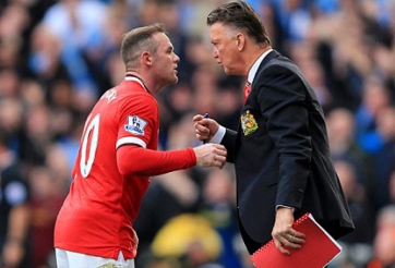 Man Utd: Cần nhiều hơn những lần 'xuống sân' của Van Gaal