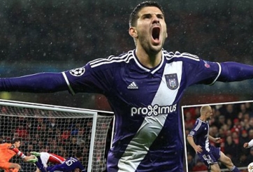 Arsenal 3-3 Anderlech: Kịch bản không tưởng