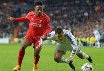 Ronaldo bị Sterling cho 'ngửi khói'