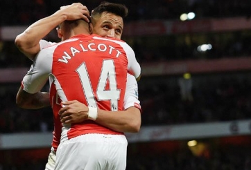 Lộ lý do Sanchez chơi như ''lên đồng''