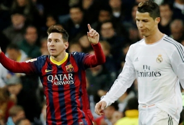 Ronaldo 'hít khói' Messi trong top cầu thủ vĩ đại nhất
