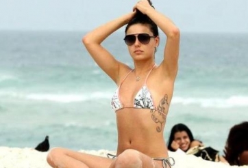 Tình mới Kaka xinh đẹp tuyệt trần