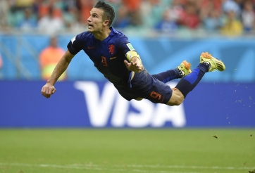 VIDEO: Đề cử giải 'Bàn thắng đẹp nhất năm' - Van Persie và Ibra góp mặt