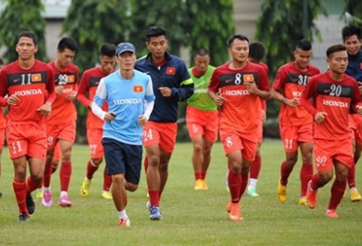 Lứa U19 tài năng nhưng ĐT Việt Nam không phải gánh xiếc