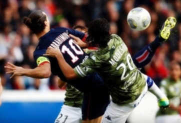 VIDEO: Siêu phẩm đánh gót kiểu bọ cạp của Zlatan Ibrahimovic