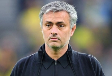 Bất ngờ với lượng fan Barca ủng hộ Mourinho trở lại Nou Camp