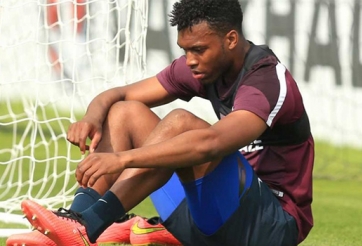 Liverpool lại nhận hung tin: Sturridge nghỉ 1 thêm tháng