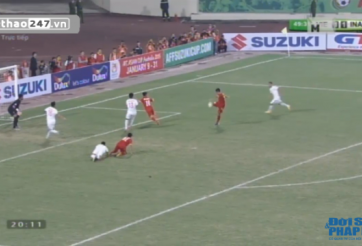 VIDEO: Phút 50 - Hải Anh sút bóng trúng cột dọc (Việt Nam 1-1 Indonesia)