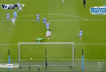 VIDEO: Phút 9 - Wilfried Bony mở tỷ số cho Swansea (Man City 0-1 Swansea)