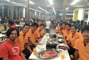 HLV Miura cho các học trò 'xả hơi' trước trận chiến với Philippines