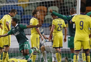 VIDEO: Luis Nani tái hiện pha làm bàn 'ma thuật' của 'ảo thuật gia' Okocha