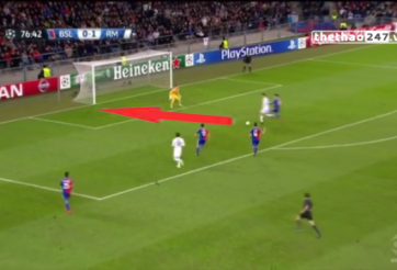 VIDEO: Ronaldo bỏ lỡ cơ hội đáng tiếc sau pha phối hợp tuyệt đẹp của Real