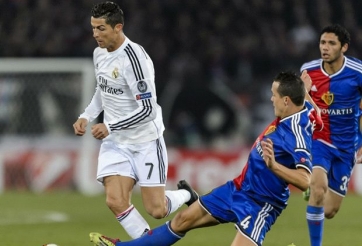 Vì sao CR7 chưa thể tiến sát tới kỷ lục của Messi?