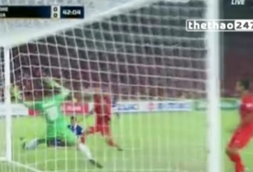 Video AFF Cup 2014: Pha bỏ lỡ khó tin của cầu thủ Malaysia vs Singapore