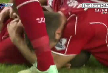 VIDEO: Glen Johnson dũng cảm đánh đầu mở tí số cho Liverpool