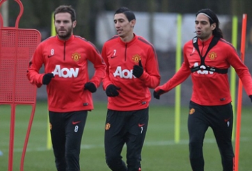 Đầu năm sau Man Utd sẽ cạnh tranh ngôi vô địch với Chelsea