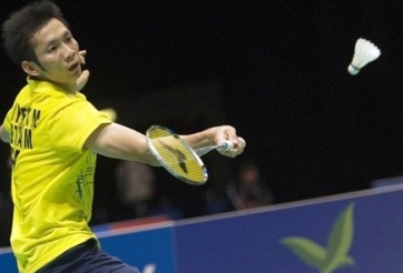 Nguyễn Tiến Minh đánh bại tay vợt số 1 Thái Lan