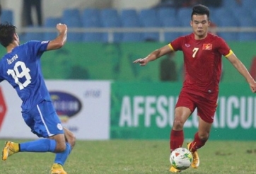 VIDEO: Phút 4' - Hoàng Thịnh suýt mở tỷ số cho Việt Nam