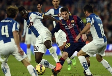 VIDEO: Phút 45' - Siêu phẩm cứa lòng của Messi gỡ hòa 1-1 cho Barca