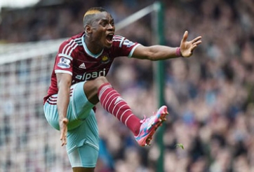 Thi đấu bết bát, Liverpool quyết mua tiền đạo