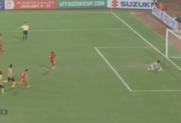 VIDEO: Phút 22, Công Vinh gỡ hòa trên chấm phạt đền (Việt Nam - Malaysia)