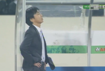 VIDEO: Việt Nam-Malaysia, nỗi thất vọng mang tên 'Hàng Phòng Ngự'