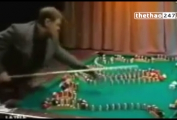 VIDEO: Màn kết hợp đỉnh cao giữa xếp hình domino và bi-a