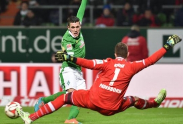 VIDEO: Màn trình diễn ấn tượng hơn cả De Gea của thủ thành Bundesliga