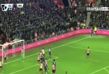 Video hài hước: Phong cách sút phạt góc mới mẻ của Wayne Roooney