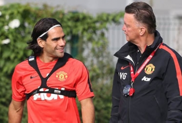 HLV Van Gaal phản ứng ra sao trước ‘yêu sách’ của Falcao?