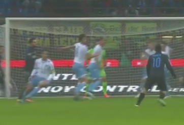 VIDEO: Sao trẻ Inter tái hiện cú sút 'phi đạn' của Stankovic