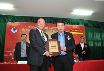 Giải U19 Quốc gia có nhà tài trợ chính