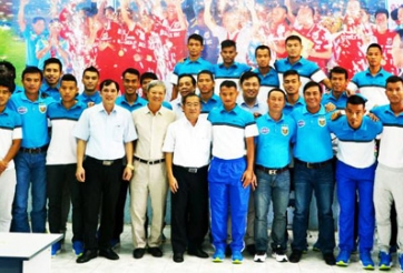 B.Bình Dương nhận nhiệm vụ quan trọng ở mùa giải 2015