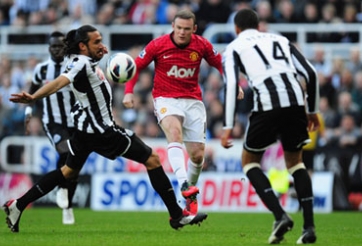 Rooney yêu cầu đồng đội thận trọng trước Newcastle
