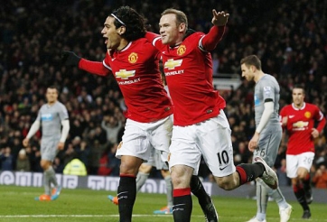 Man United 3-1 Newcastle: Dấu ấn Rooney và Persie