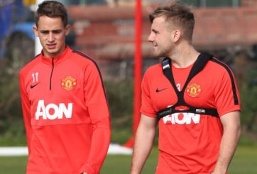 HLV Van Gaal bắt Luke Shaw và Januzaj học nấu ăn