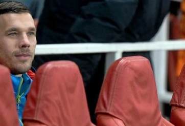 Chuyển nhượng 27/12: Tin chuyển nhượng về Podolski, Miranda, Lucas...