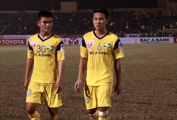 HLV Ngô Quang Trường 'nếm mùi' thất bại đầu tiên tại V-League