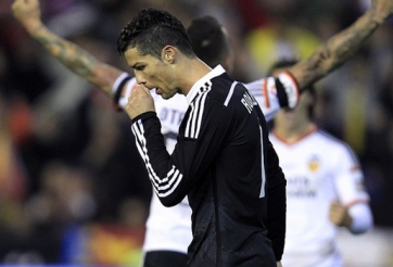 Vòng 17 La Liga: Real và Barca đồng loạt gây sốc