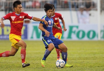 Đẳng cấp U19 Việt Nam ở sân chơi V-League