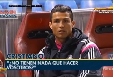 VIDEO: Ronaldo bức xúc với cameraman từ băng ghế dự bị