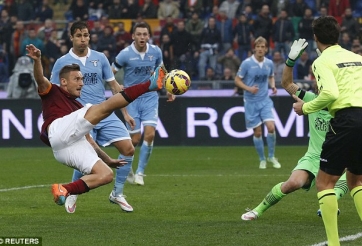 VIDEO: Serie A vòng 18 - Juve, Fiorentina thắng đẹp, Derby Roma bất phân thắng bại
