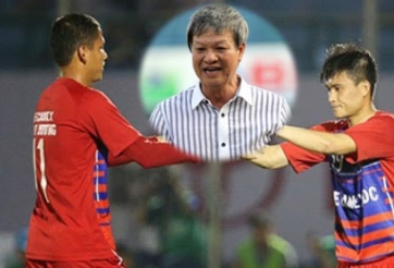 HLV Lê Thụy Hải lý giải việc cho Anh Đức và Công Vinh dự bị