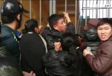 VIDEO: Cảnh sốt vé trước chuyến làm khách của HAGL ở Hải Phòng