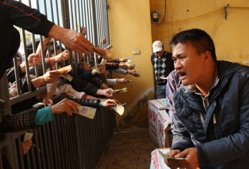 'Sốt' vé xem trận Hải Phòng gặp HAGL